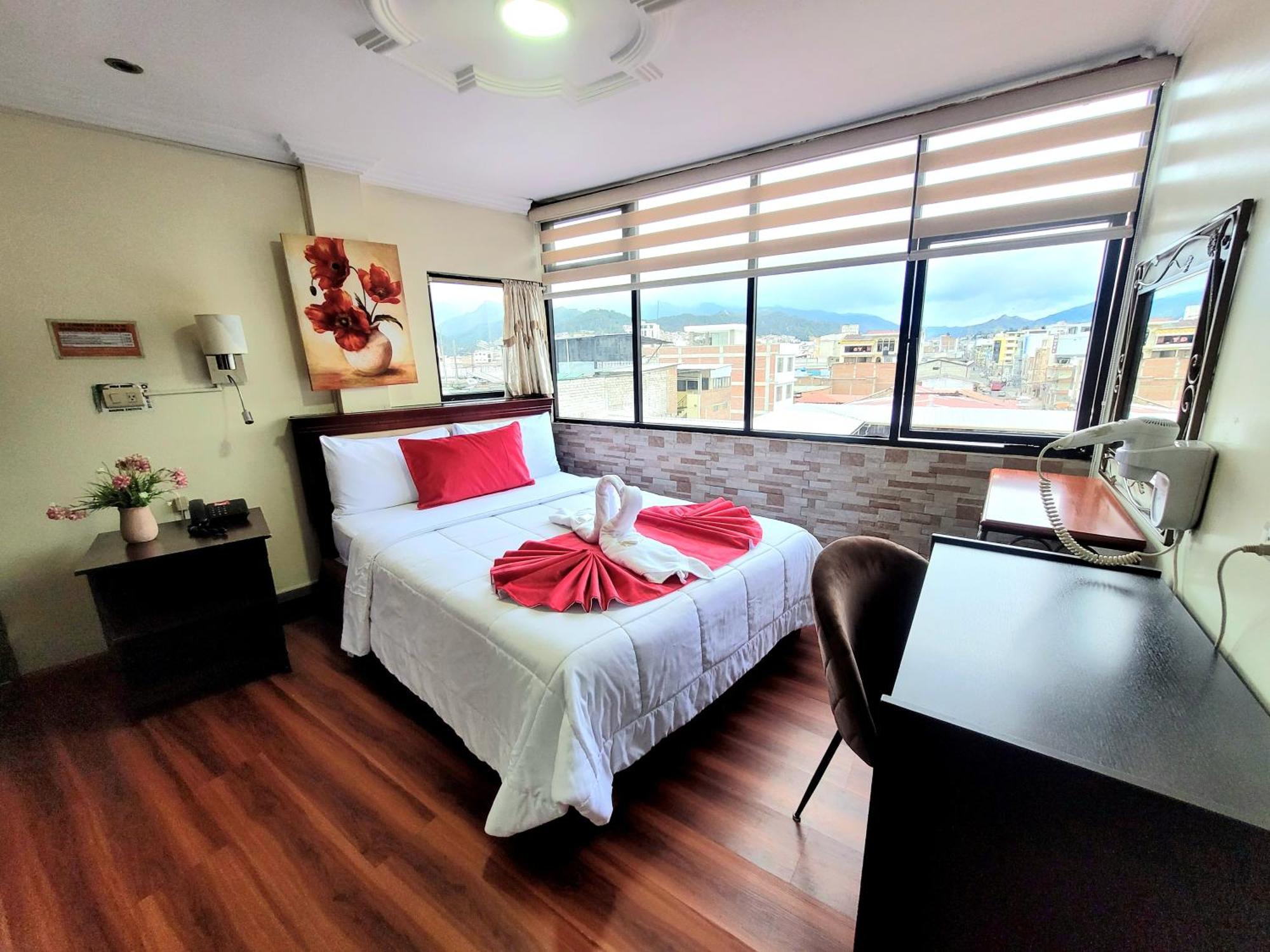 Hotel Virgen Del Cisne Loja Extérieur photo